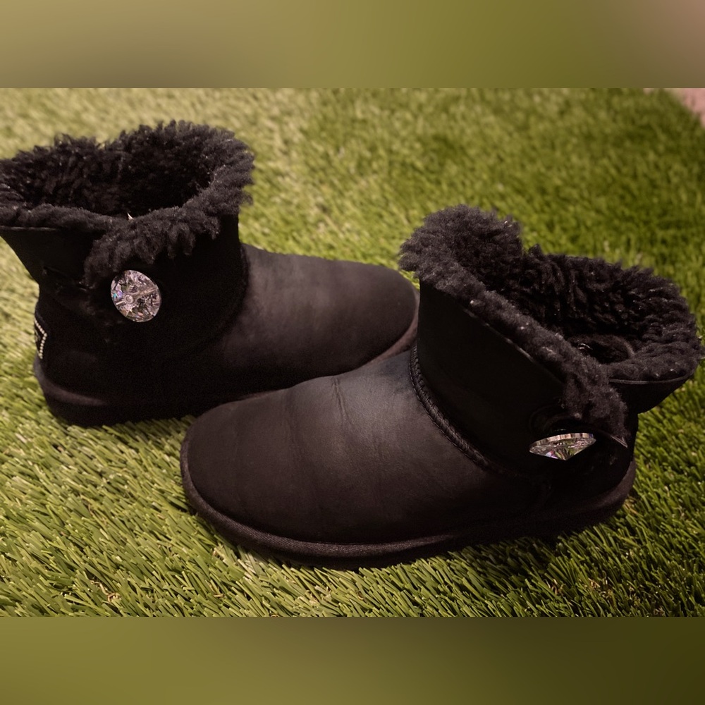 UGG Australian Women Bailey Button Bling Black Size 7